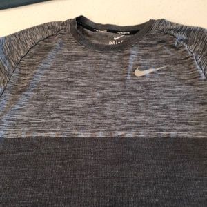 Nike Dri-Fit Knit Running Shirt Small Gray